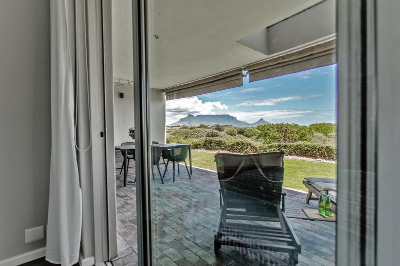 To Let 2 Bedroom Property for Rent in Dolphin Beach Western Cape